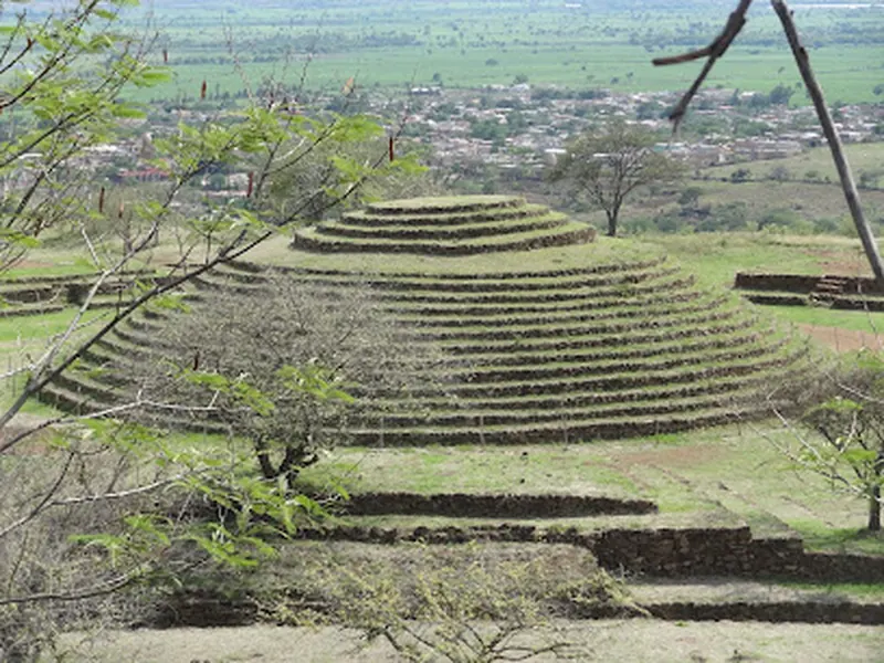 Guachimontones