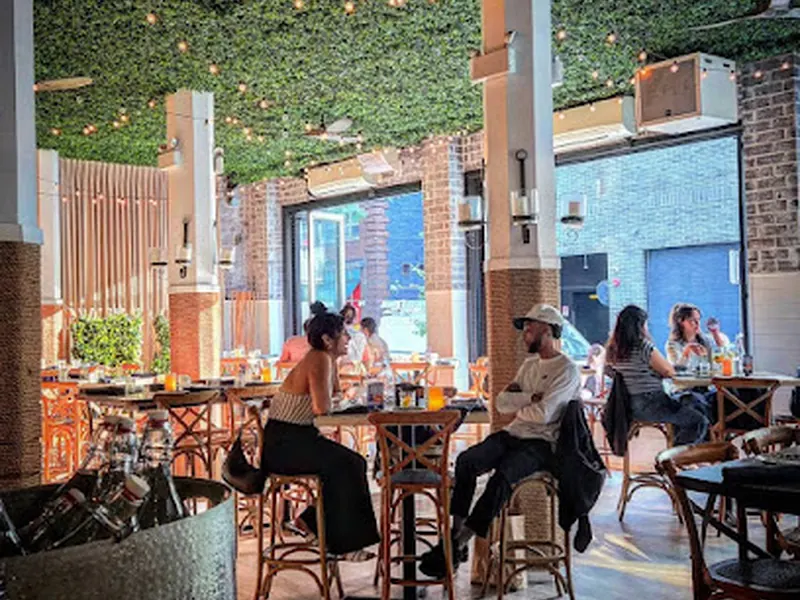 The Hampton Social - Streeterville