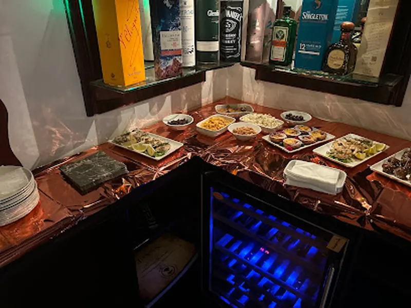 Nelson's Eye Restaurant