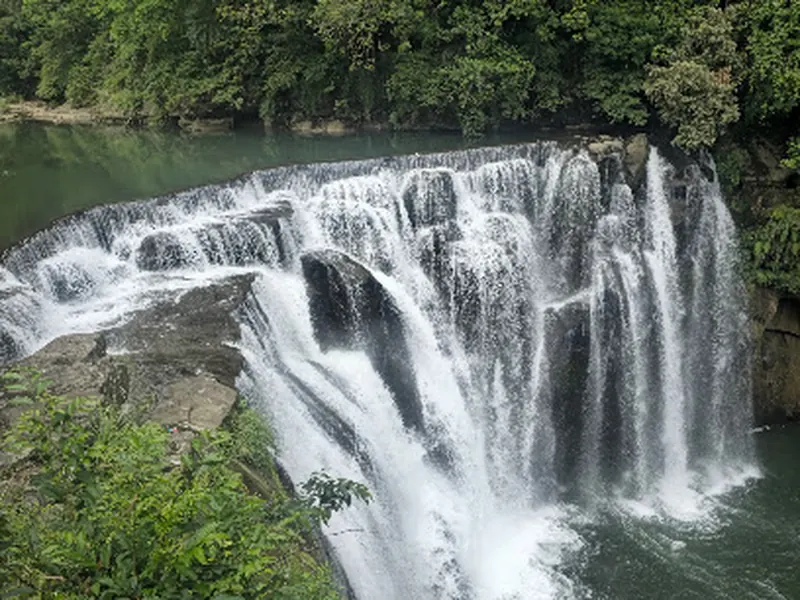 Shifen Waterfall