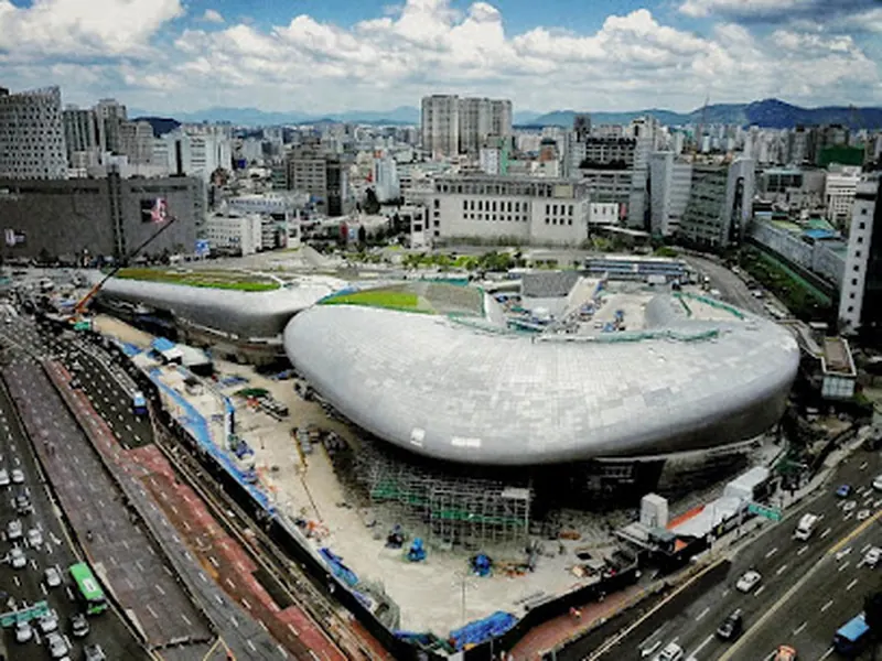 Dongdaemun Design Plaza (DDP)