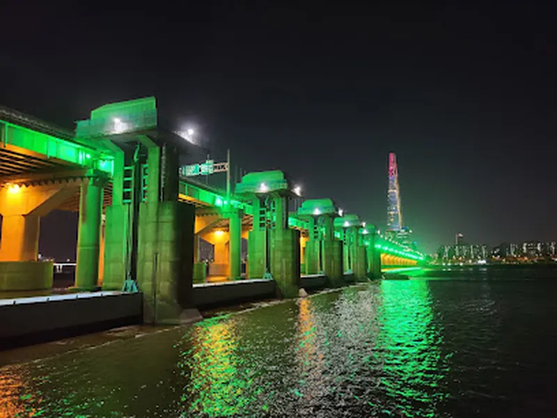 Ttukseom Hangang Park
