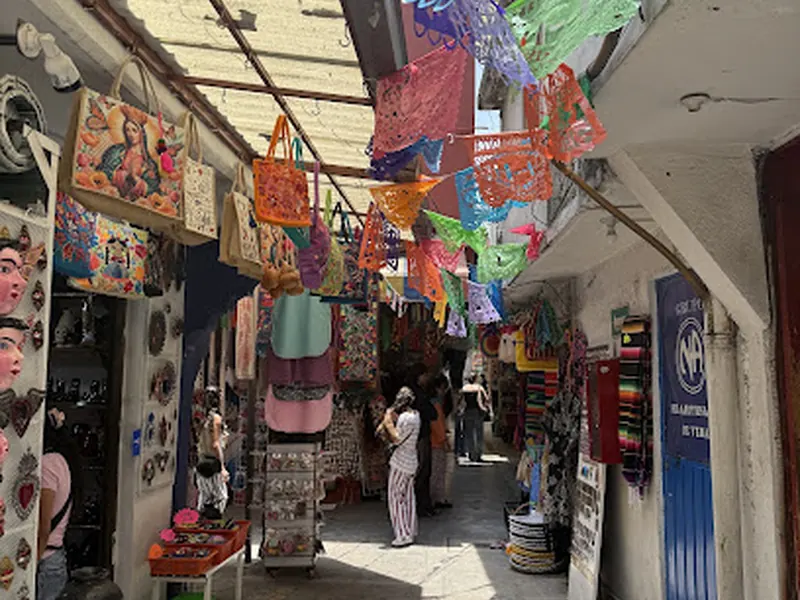 Mercado de Artesanías La Ciudadela