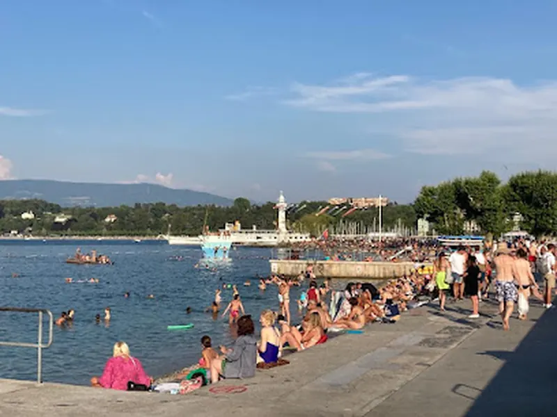 Bains des Pâquis