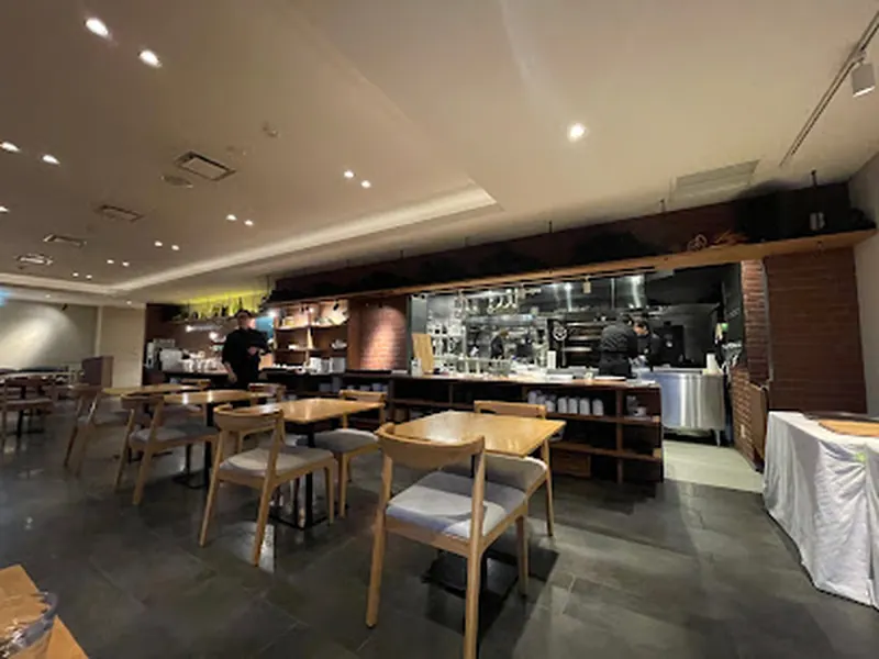 BLACK WOOD GRILL