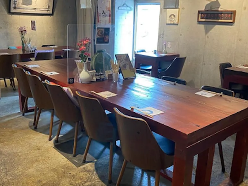 Kankoku Shokudo Iru Zaka Agaru