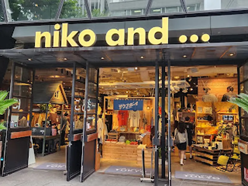niko and ... TOKYO