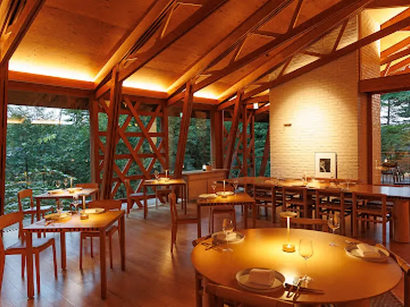 SHOLA at SHISHI-IWA-HOUSE KARUIZAWA