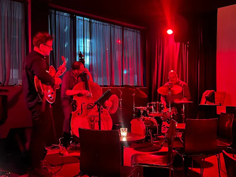 Uptown Jazz Cafe