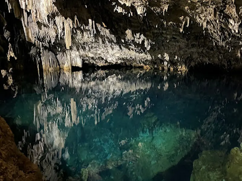 Anahulu Cave