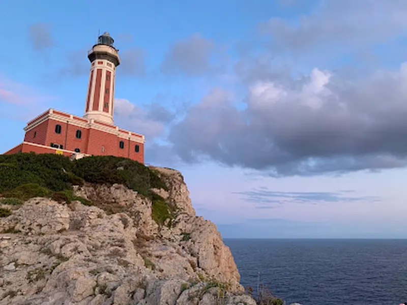 Faro di Punta Carena