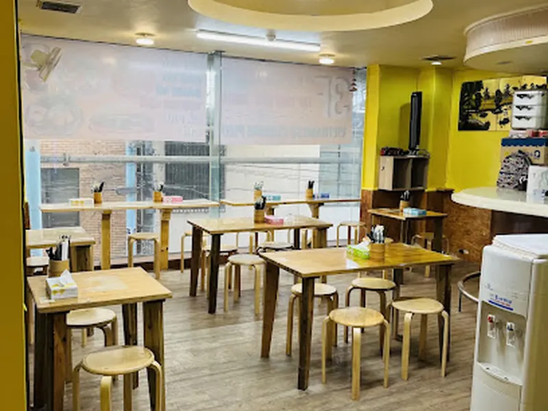 ベト那覇ショップVietnamese Cuisine Pho(ベトナム料理店)