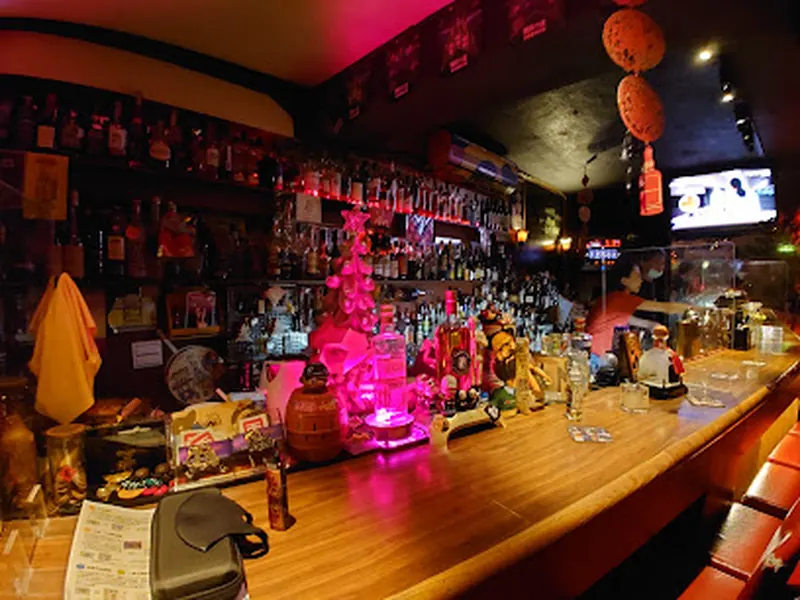 HOKY's Spirit Bar