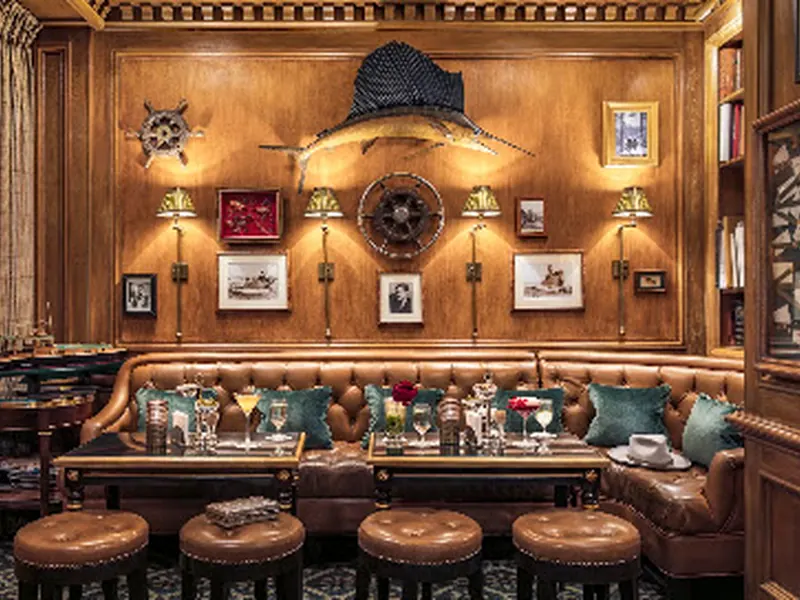 Bar Hemingway