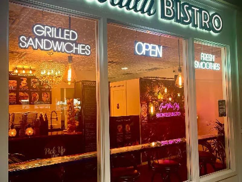 HONOLULU BISTRO