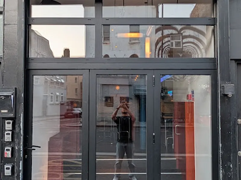 A Bar with Shapes for a Name