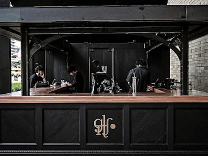 GLITCH COFFEE OSAKA