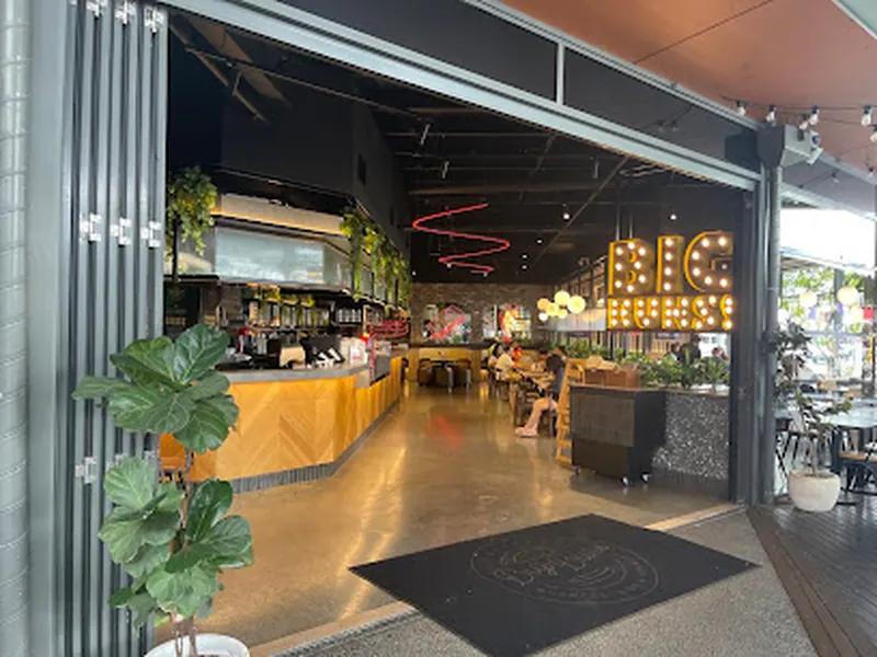 Big Buns Burgers Ribs & Shakes - Upper Mount Gravatt