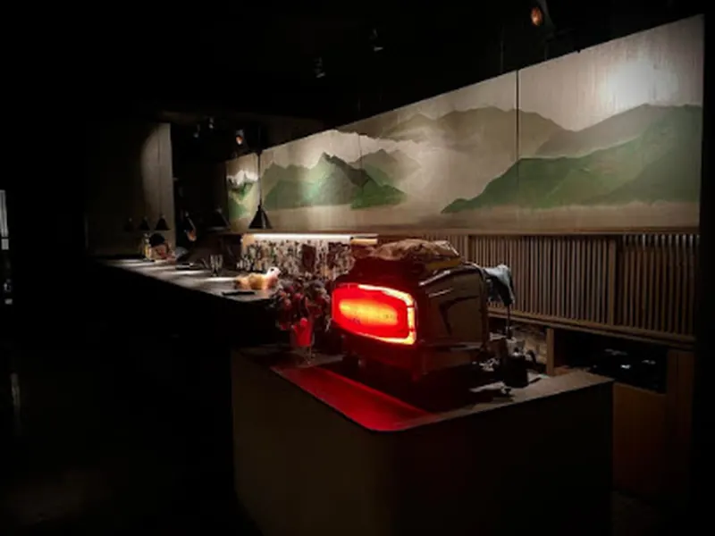 Bar 澤山