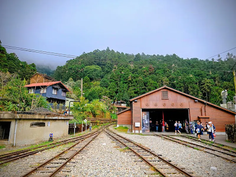 Fen Chi Hu Station