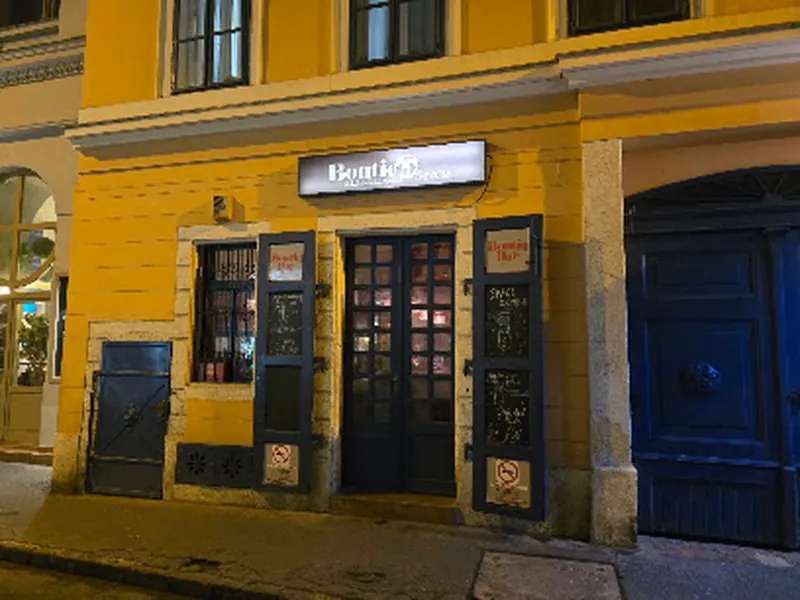 Boutiq Bar