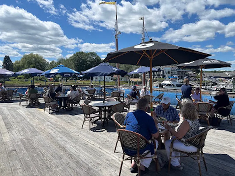 Arundel Wharf - Seafood - Cocktail Bar - Craft Beer